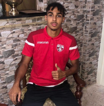 محمد فارسي من مطرود في الدوري الجزائري الى نجم بالمنتخب الوطني 3 اللاعب محمد فارسي جمعية عين مليلة
