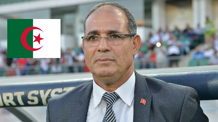 من كأس الجمهورية إلى القلوب: بادو الزاكي يكرم الجماهير الجزائرية!