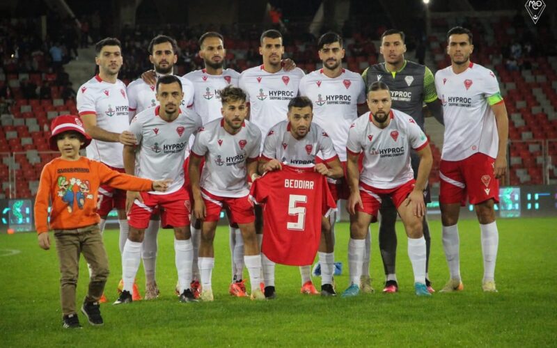 مشاهدة مباراة مولودية وهران ضد أتلتيك بارادو على القناة الأولى الجزائرية