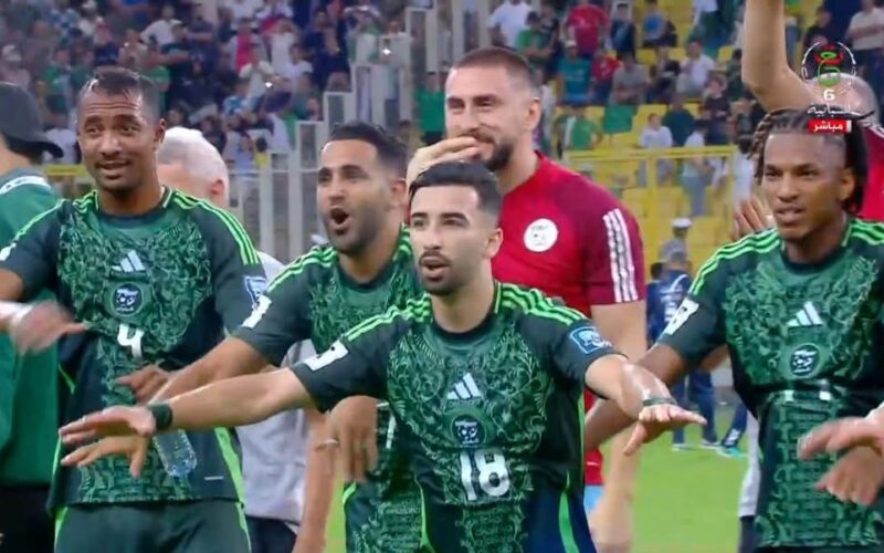 الخضر يختتمون التصفيات بانتصار: عمورة يقود الجزائر للفوز على أوغندا 2-1