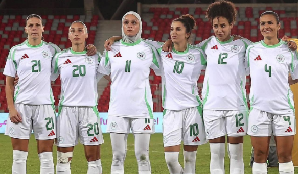 الخضر السيدات تحقق فوزاً ثميناً على الكاميرون وتقترب من كأس إفريقيا 2 الخضر السيدات تحقق فوزاً ثميناً على الكاميرون وتقترب من كأس إفريقيا