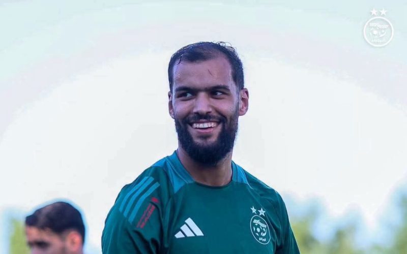 الدولي الجزائري محمد أمين توغاي يوقع رسمياً مع أهلي طرابلس الليبي