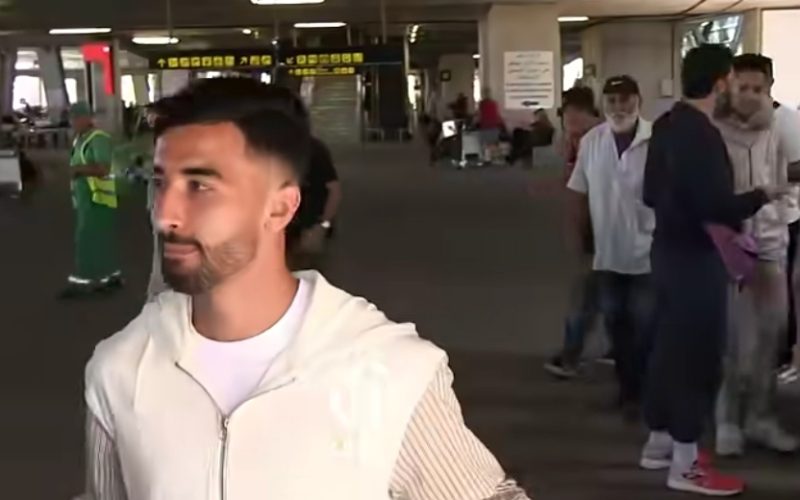توافد محترفي “الخضر”: وصول دفعة أولى إلى مطار هواري بومدين للالتحاق بتربص سيدي موسى