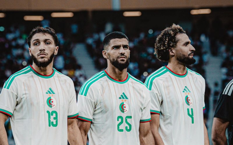 وهم التبريرات سقط.. من يعجز مع ثلاثة مدربين لا يستحق مكاناً في “الخضر”